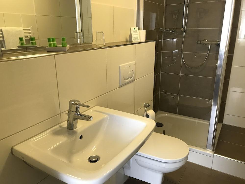 Althoff'S Landhotel Охтруп Экстерьер фото